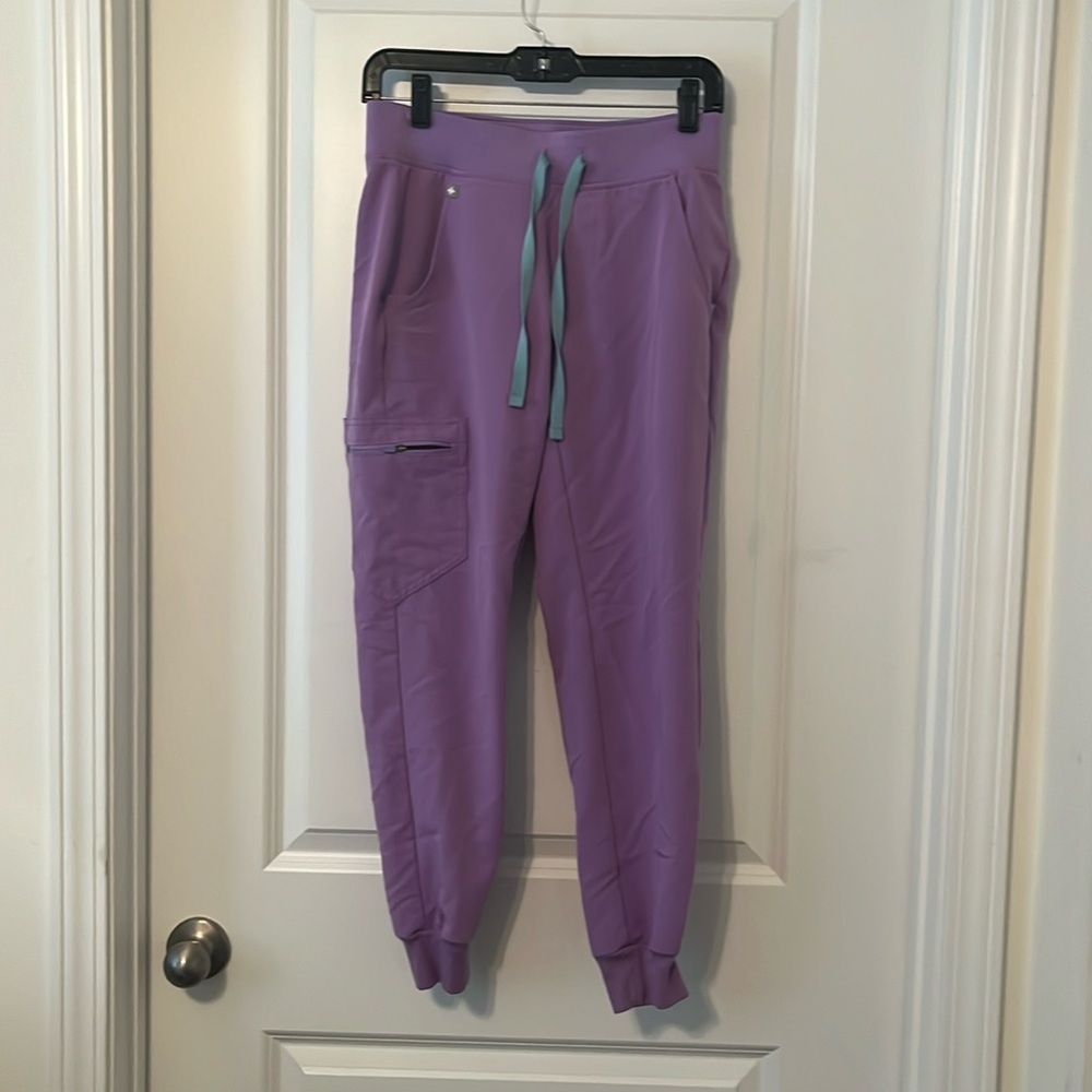 Figs Zamora jogger scrub